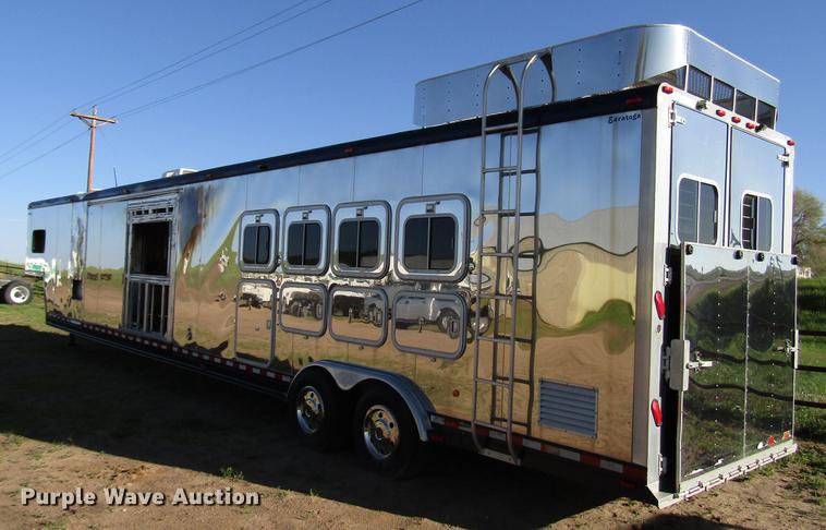 image for item DG1220 2000 Sooner horse trailer