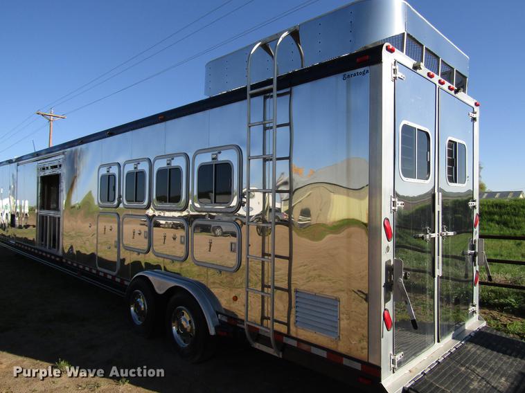 image for item DG1220 2000 Sooner horse trailer