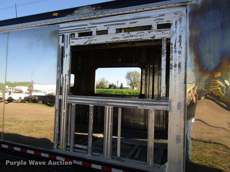 image for item DG1220 2000 Sooner horse trailer