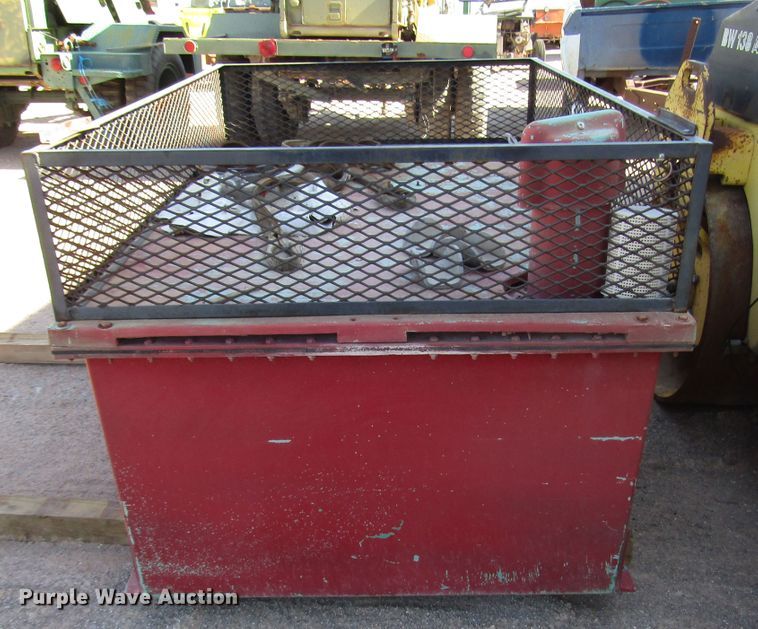 image for item DG1241 5'11"L x 3'11"W x 2'H tank