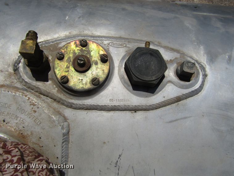 image for item DG1249 (2) tanks