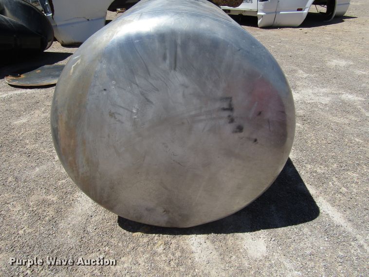 image for item DG1249 (2) tanks