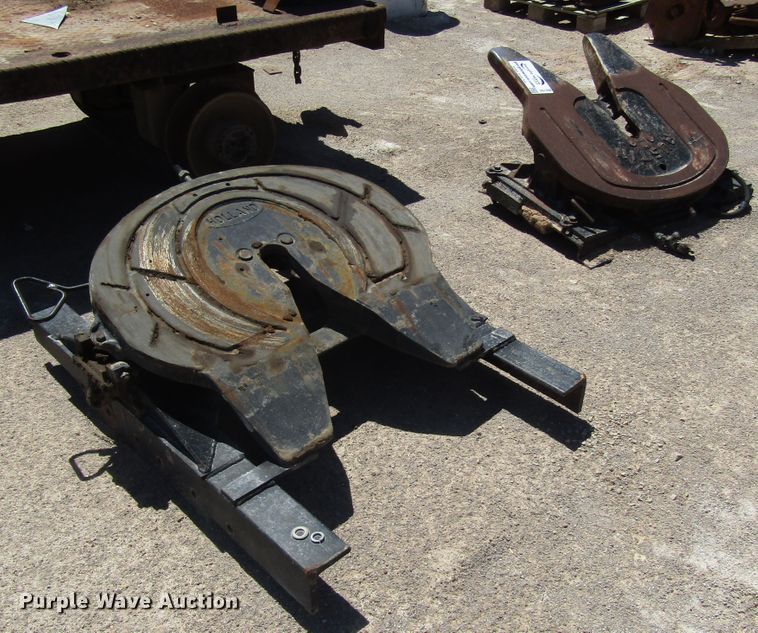 (2) fifth wheel hitches in Santa Teresa, NM | Item DG1250 ...