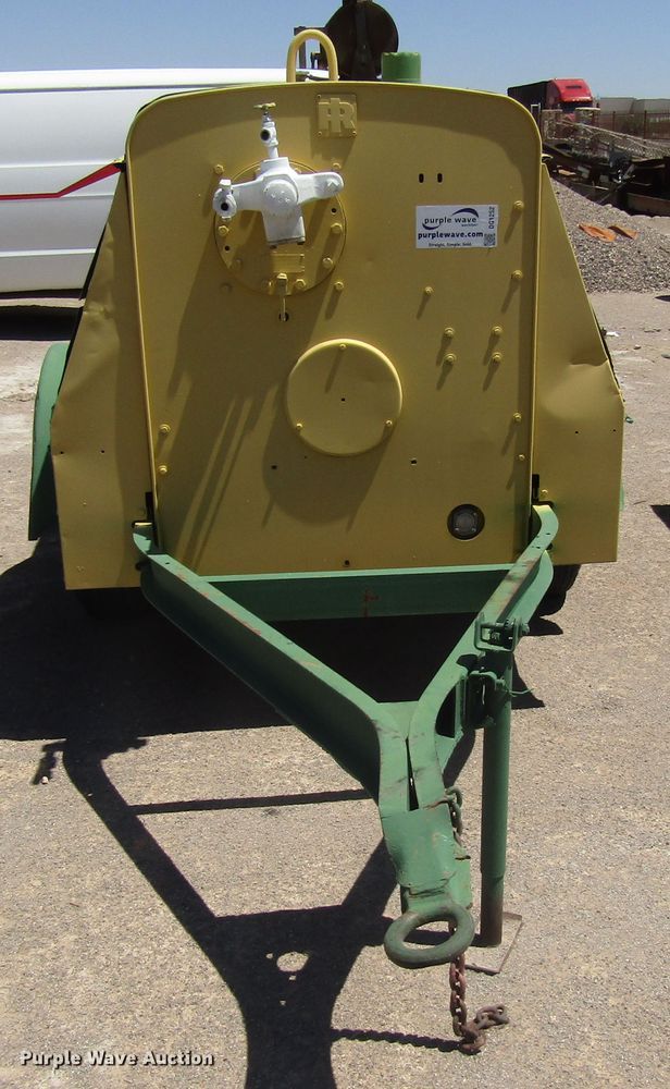 image for item DG1252 Ingersoll Rand DR-250 air compressor