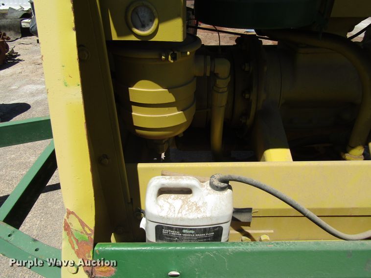 image for item DG1252 Ingersoll Rand DR-250 air compressor