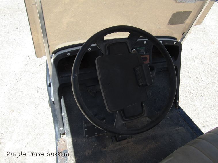 image for item DG1258 (6) golf carts