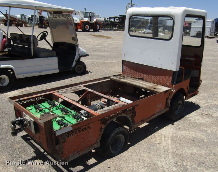 image for item DG1258 (6) golf carts