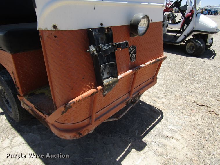 image for item DG1258 (6) golf carts