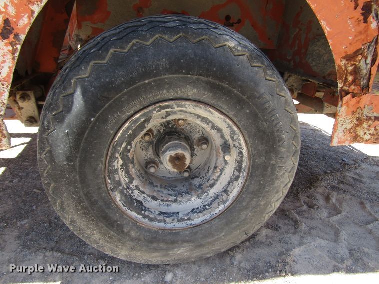 image for item DG1258 (6) golf carts