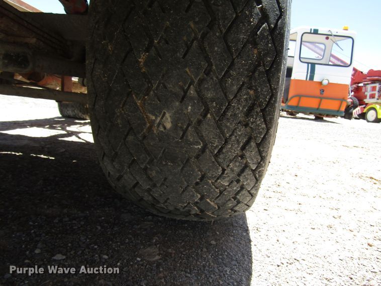 image for item DG1258 (6) golf carts