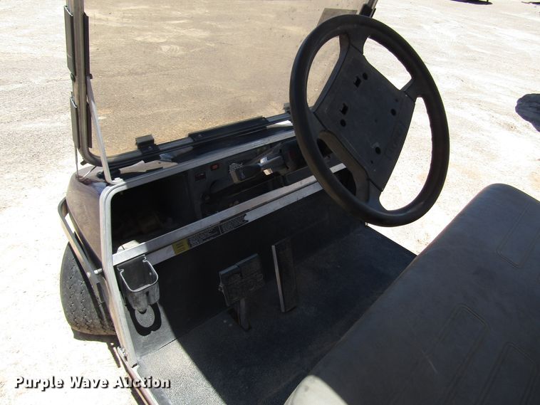 image for item DG1258 (6) golf carts
