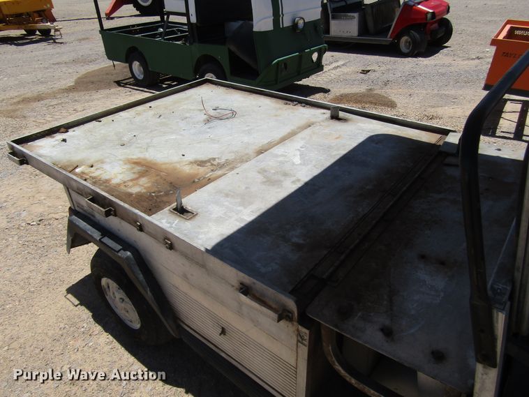 image for item DG1258 (6) golf carts