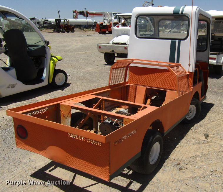 image for item DG1258 (6) golf carts