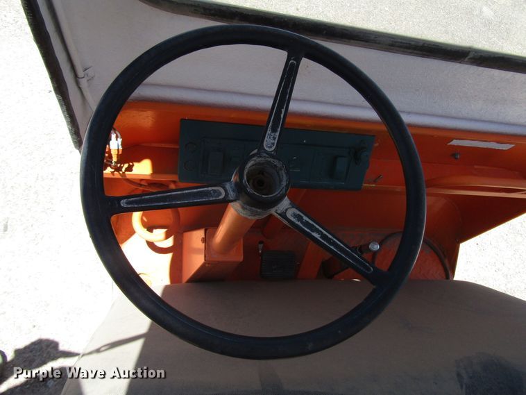 image for item DG1258 (6) golf carts