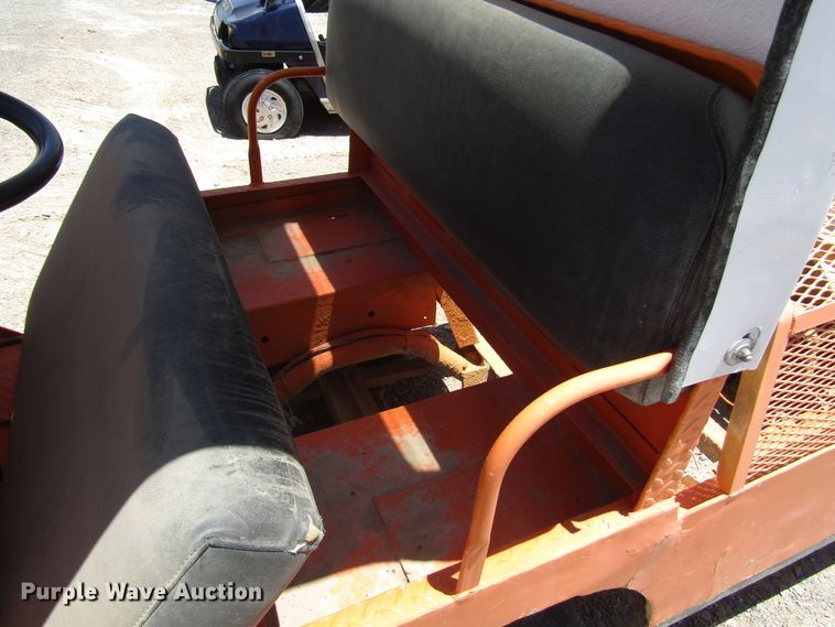 image for item DG1258 (6) golf carts