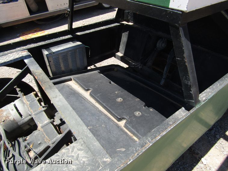 image for item DG1258 (6) golf carts