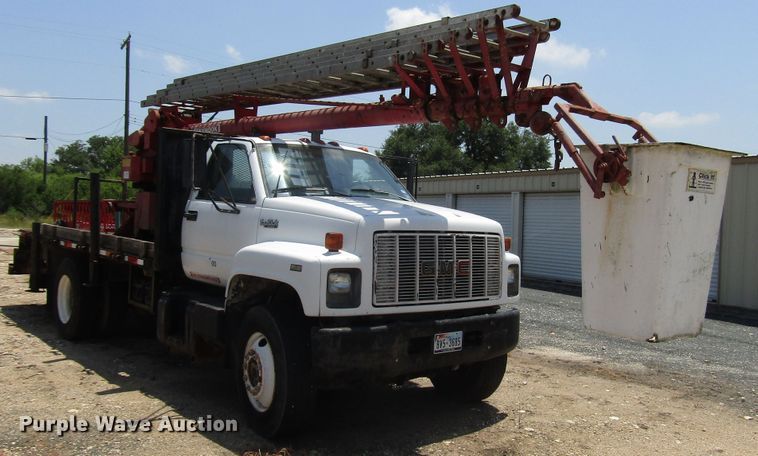 image for item DG1273 1991 GMC TopKick C6500 bucket truck