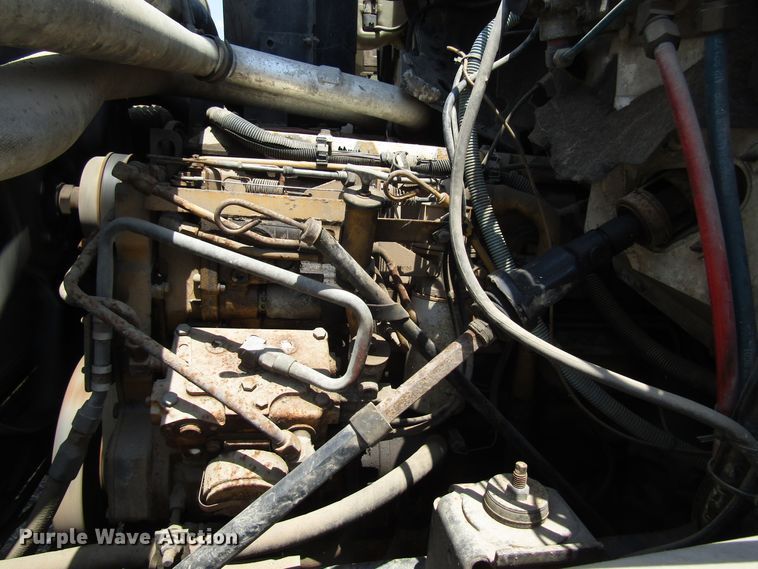 image for item DG1273 1991 GMC TopKick C6500 bucket truck