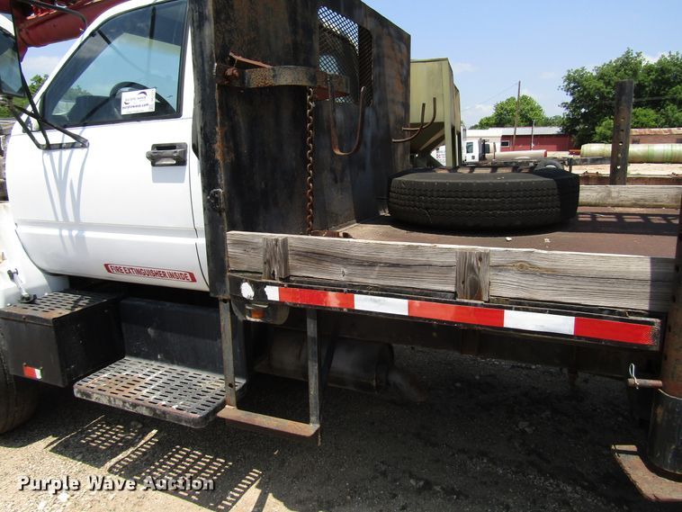 image for item DG1273 1991 GMC TopKick C6500 bucket truck