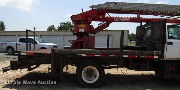 image for item DG1273 1991 GMC TopKick C6500 bucket truck