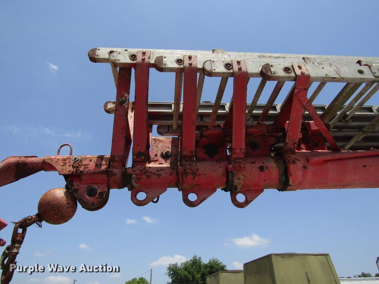 image for item DG1273 1991 GMC TopKick C6500 bucket truck