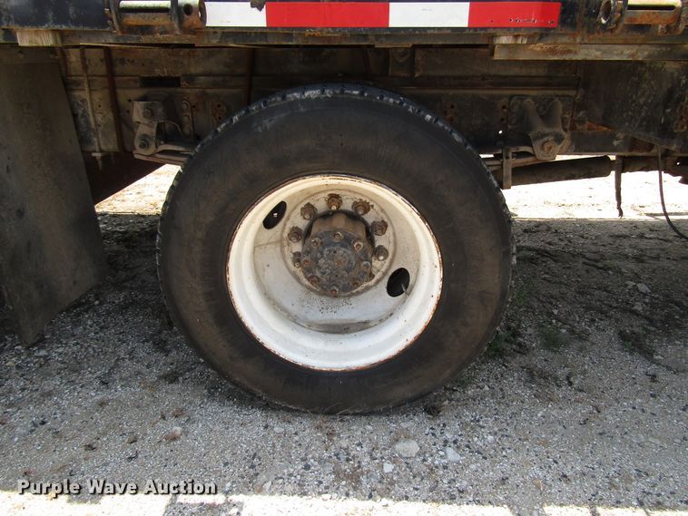 image for item DG1273 1991 GMC TopKick C6500 bucket truck