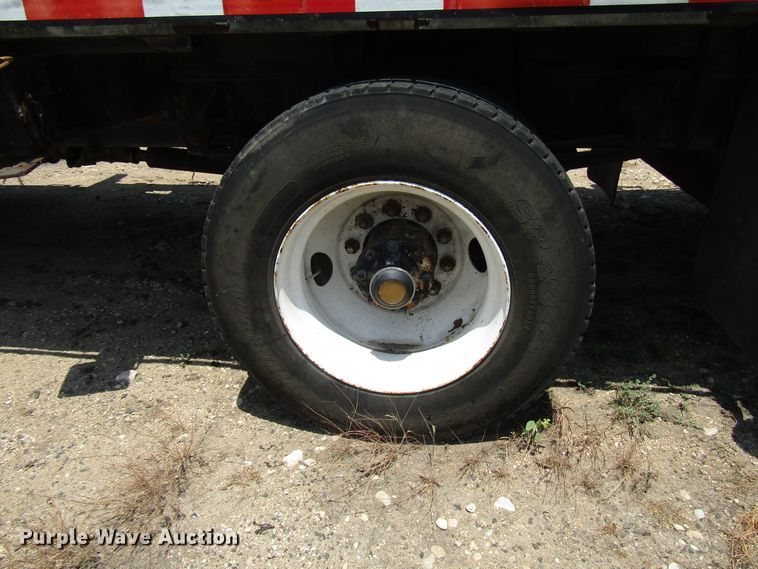image for item DG1273 1991 GMC TopKick C6500 bucket truck