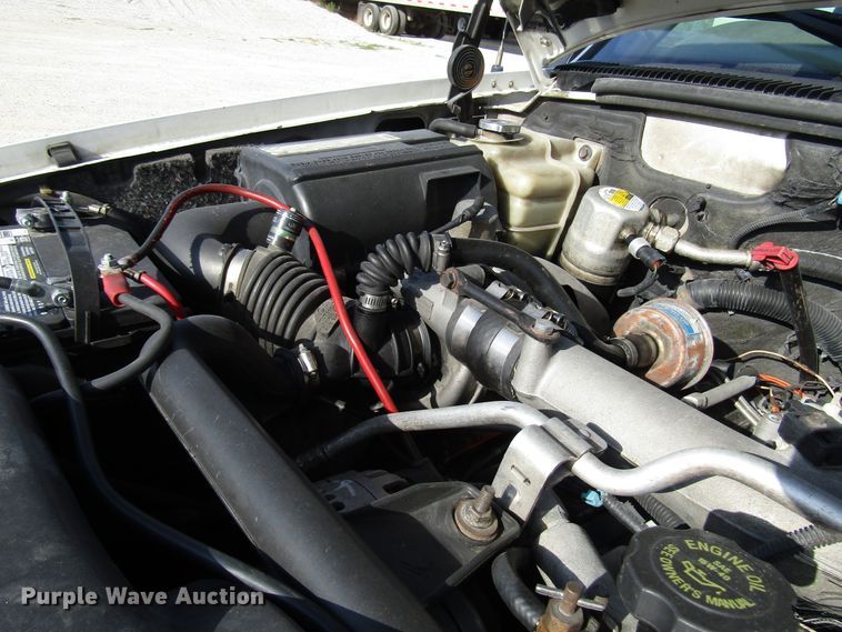 image for item DG1283 1998 GMC Sierra 2500 Ext. Cab pickup truck