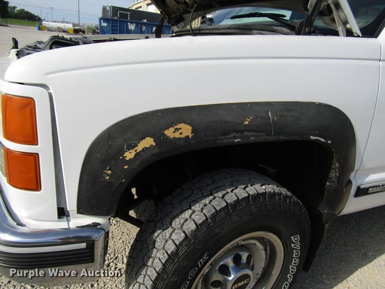 image for item DG1283 1998 GMC Sierra 2500 Ext. Cab pickup truck