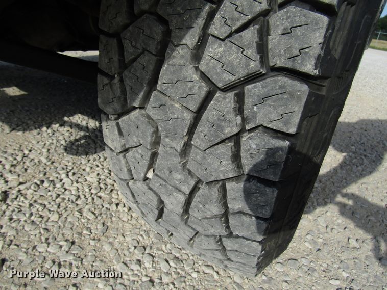 image for item DG1283 1998 GMC Sierra 2500 Ext. Cab pickup truck