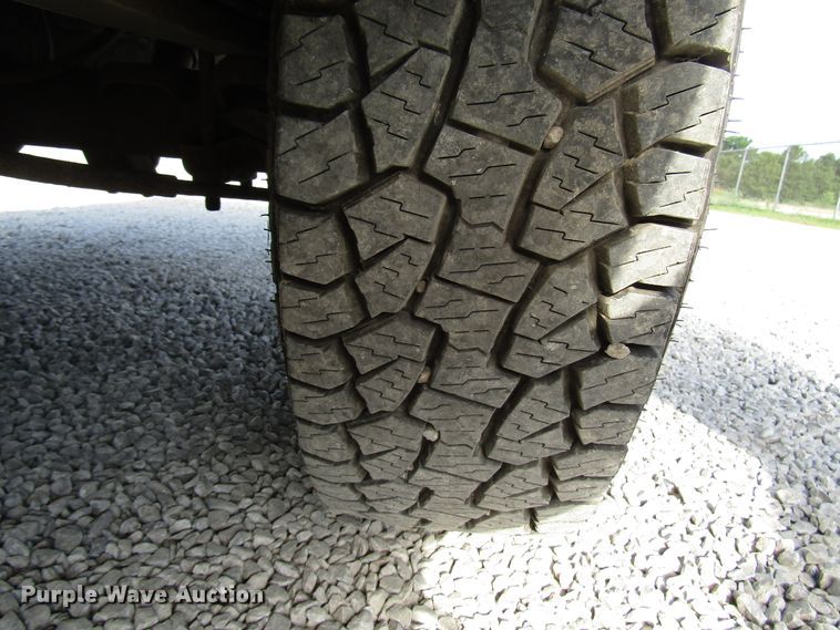 image for item DG1283 1998 GMC Sierra 2500 Ext. Cab pickup truck