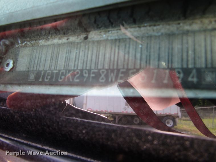 image for item DG1283 1998 GMC Sierra 2500 Ext. Cab pickup truck