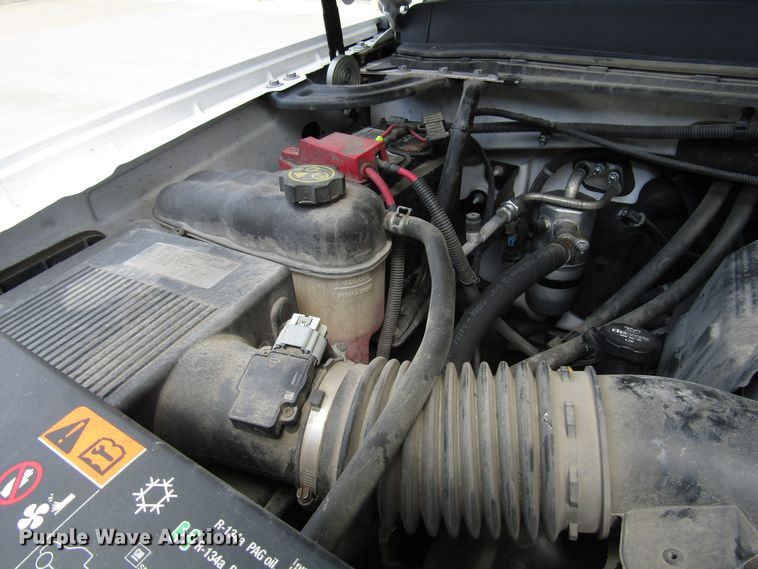 image for item DG1304 2013 GMC Sierra 2500HD Ext. Cab pickup truck