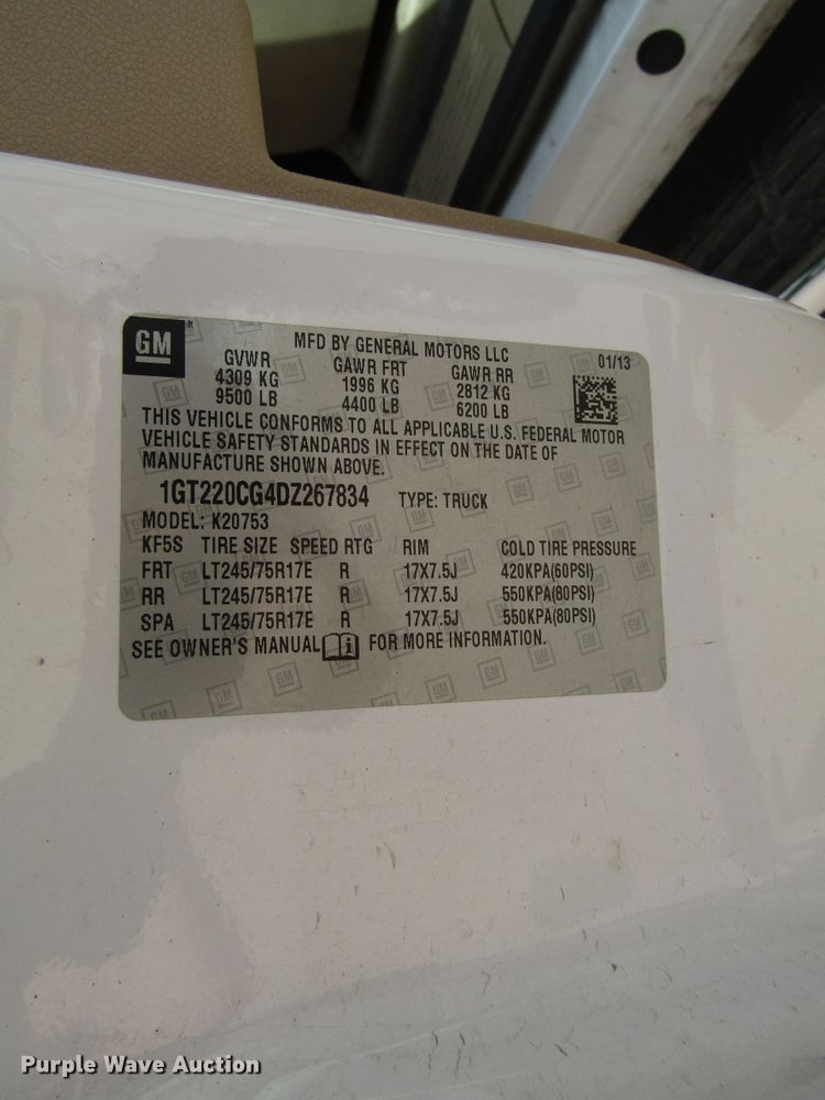 image for item DG1304 2013 GMC Sierra 2500HD Ext. Cab pickup truck