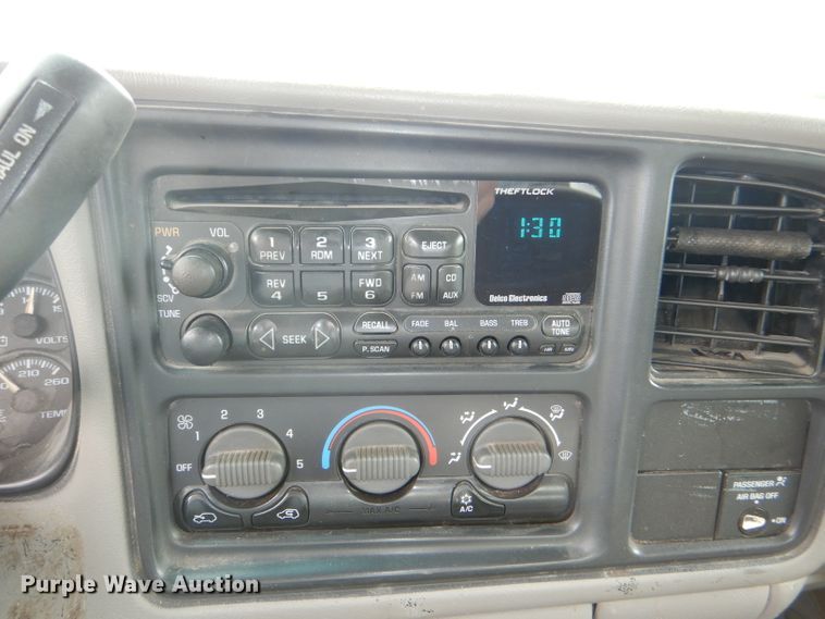 image for item DG4772 2000 Chevrolet Silverado 1500 Ext. Cab pickup truck