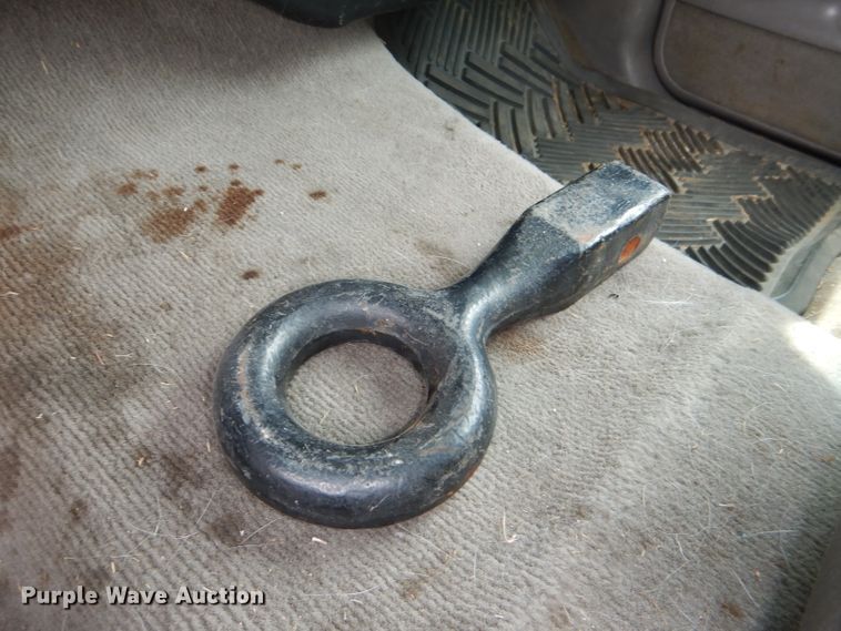 image for item DG4772 2000 Chevrolet Silverado 1500 Ext. Cab pickup truck