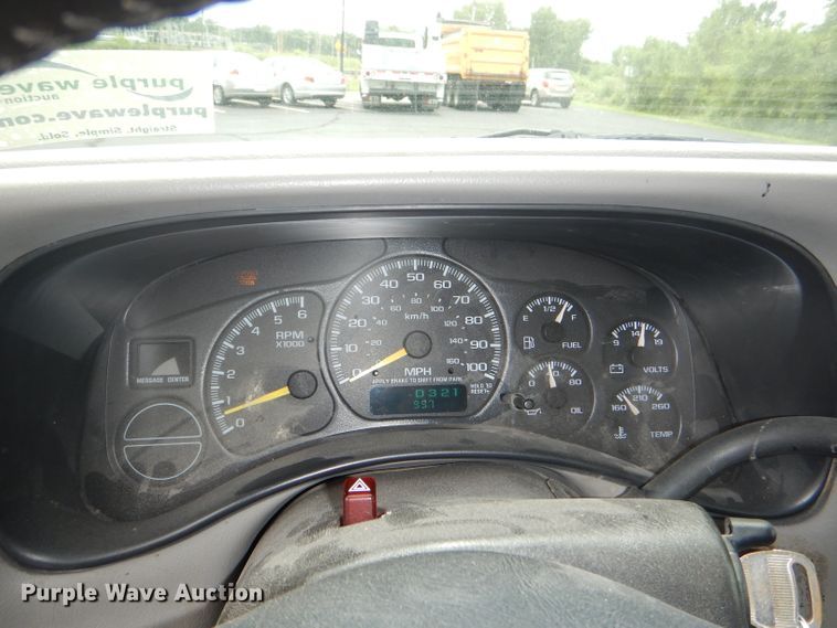 image for item DG4772 2000 Chevrolet Silverado 1500 Ext. Cab pickup truck