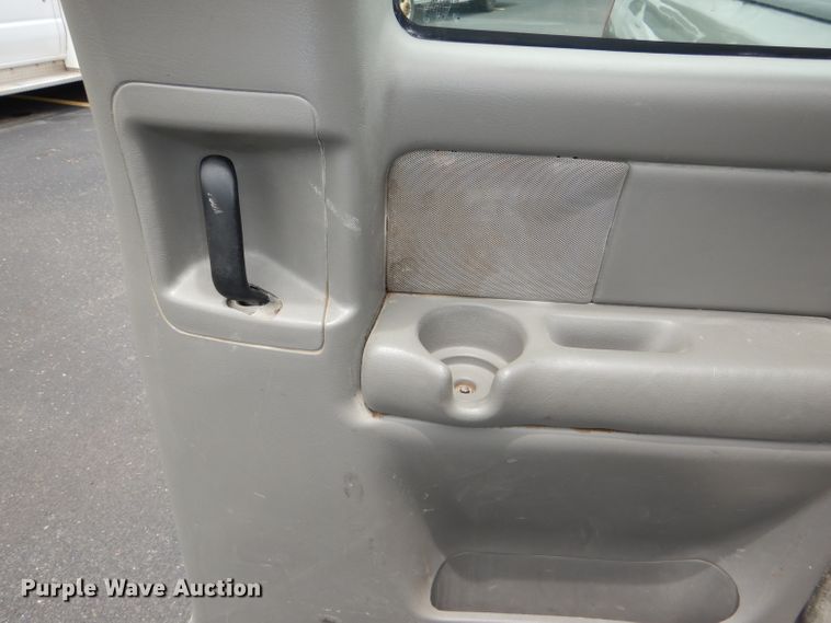 image for item DG4772 2000 Chevrolet Silverado 1500 Ext. Cab pickup truck