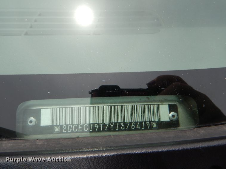 image for item DG4772 2000 Chevrolet Silverado 1500 Ext. Cab pickup truck