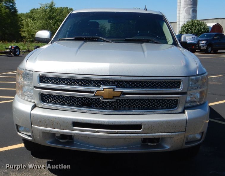 image for item DG4777 2012 Chevrolet Silverado 1500 Crew Cab pickup truck