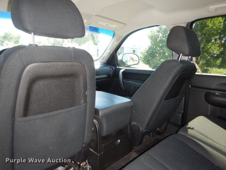 image for item DG4777 2012 Chevrolet Silverado 1500 Crew Cab pickup truck