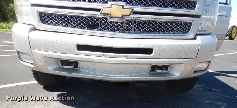 image for item DG4777 2012 Chevrolet Silverado 1500 Crew Cab pickup truck