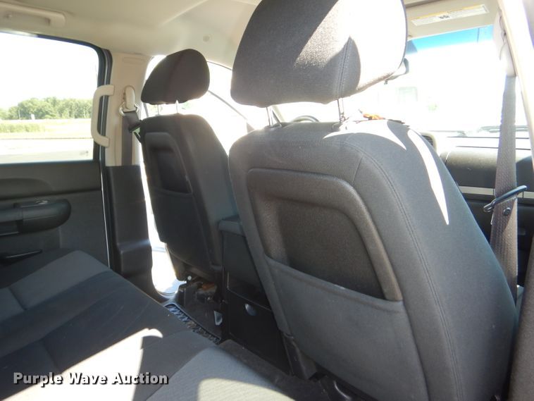 image for item DG4777 2012 Chevrolet Silverado 1500 Crew Cab pickup truck