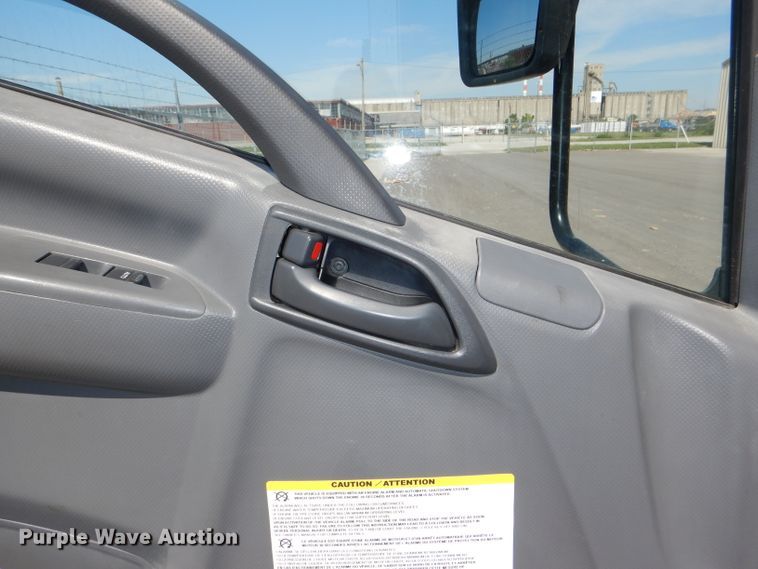 image for item DG4778 2012 Isuzu NPR box truck