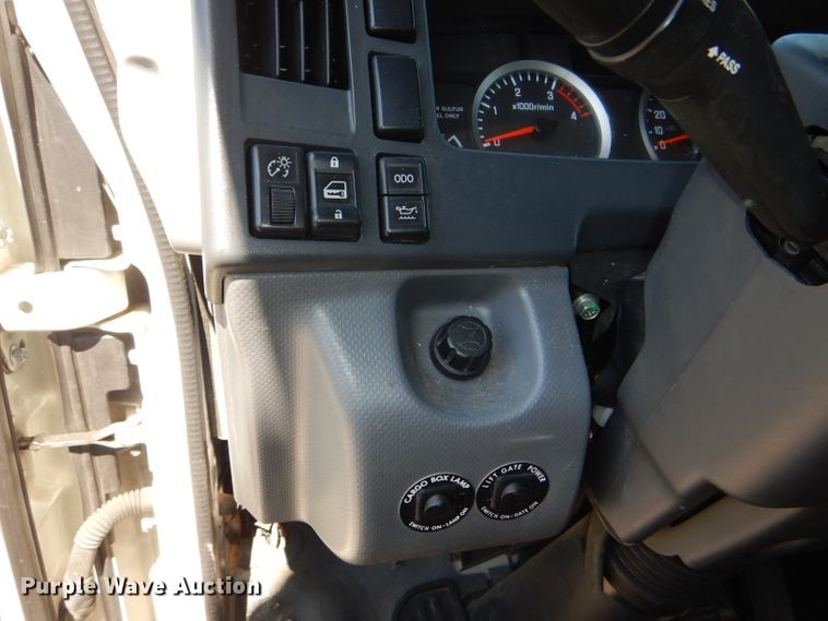 image for item DG4778 2012 Isuzu NPR box truck