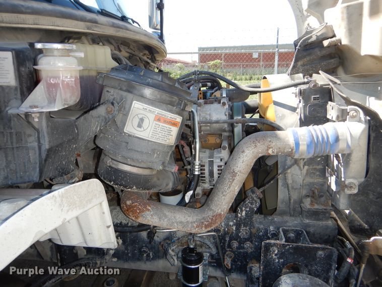 image for item DG4779 2006 Freightliner Business Class M2 box truck