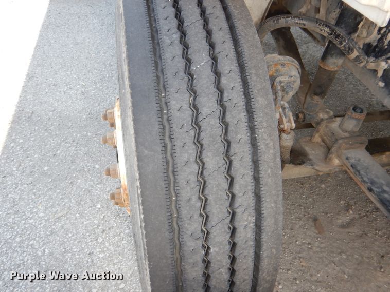 image for item DG4779 2006 Freightliner Business Class M2 box truck