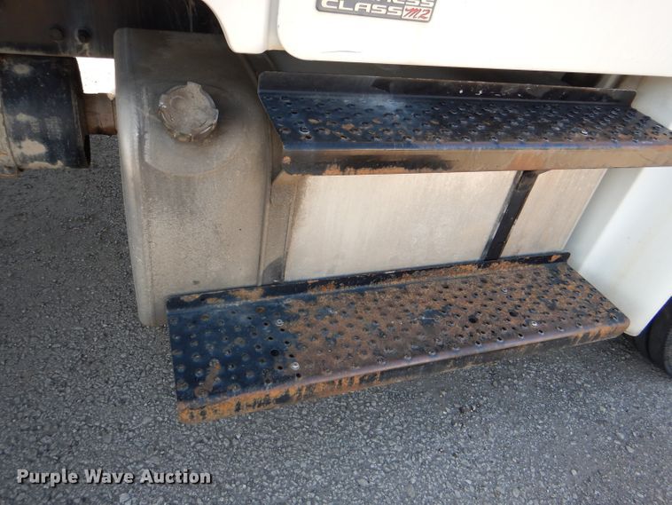 image for item DG4779 2006 Freightliner Business Class M2 box truck