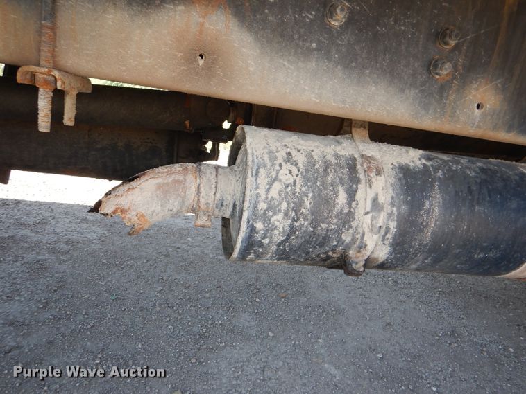 image for item DG4779 2006 Freightliner Business Class M2 box truck