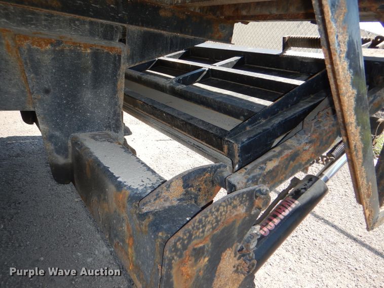 image for item DG4779 2006 Freightliner Business Class M2 box truck